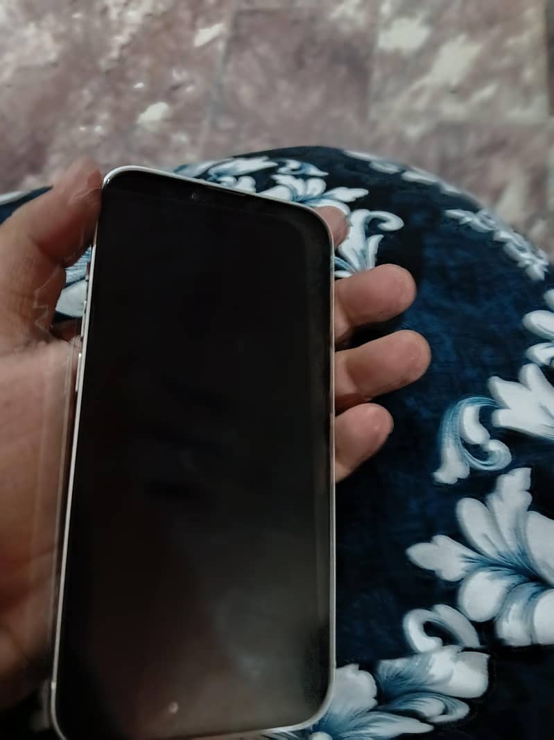 Apple iPhone 14 1