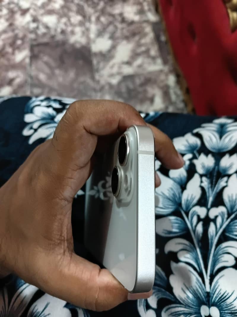 Apple iPhone 14 6