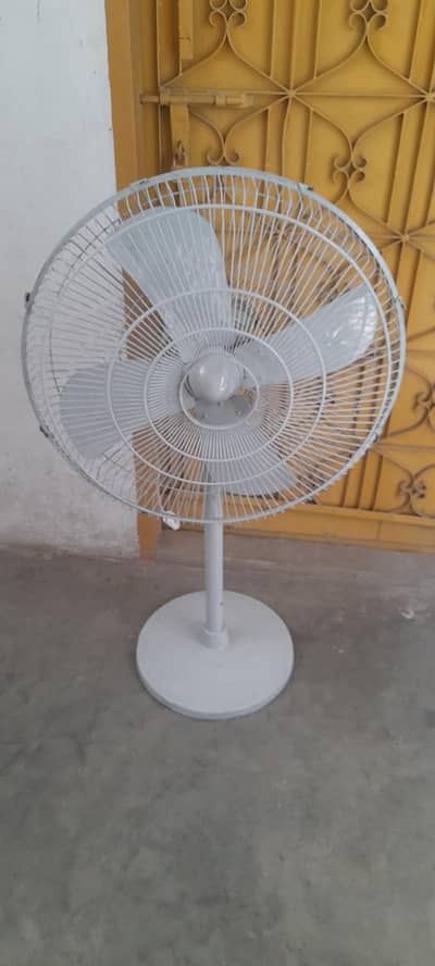 Pedestal Fan For Sale