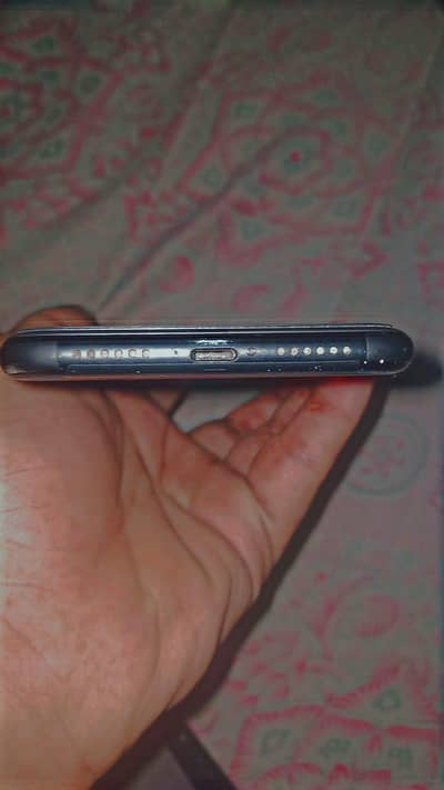 iPhone XR 128GB JV | 100% Genuine & Sealed | Urgent Sale
