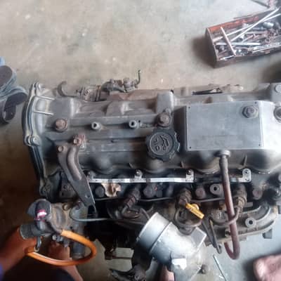 2L engine complete contact Whatsapp 03702191033