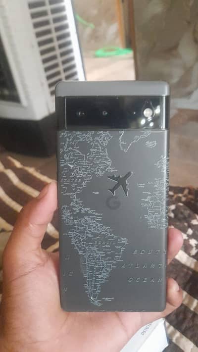 Google Pixel 6 condition like new 10 by 9.5 water resistant