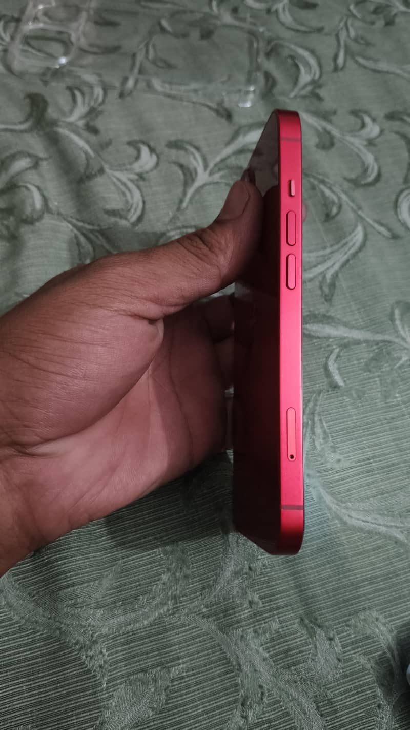 Apple iPhone 13 6