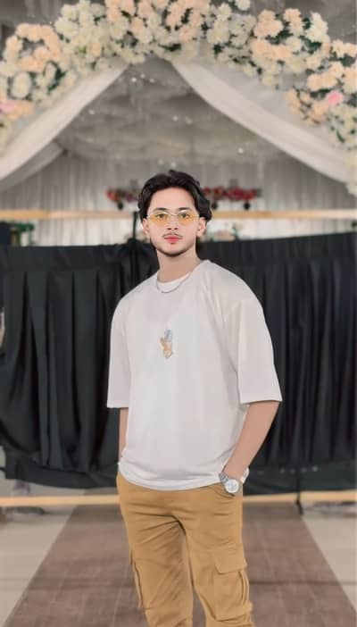 Faiz Khan