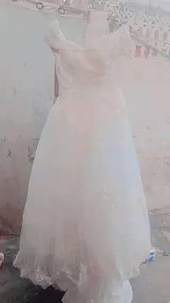 tail style white frok