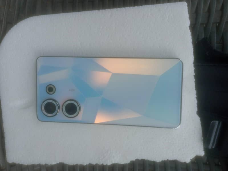 Tecno CAMON 20 4