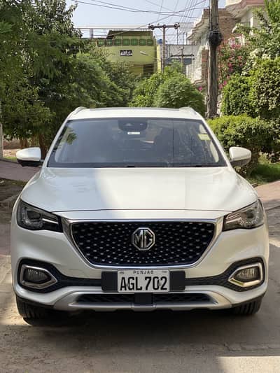 MG HS 2021