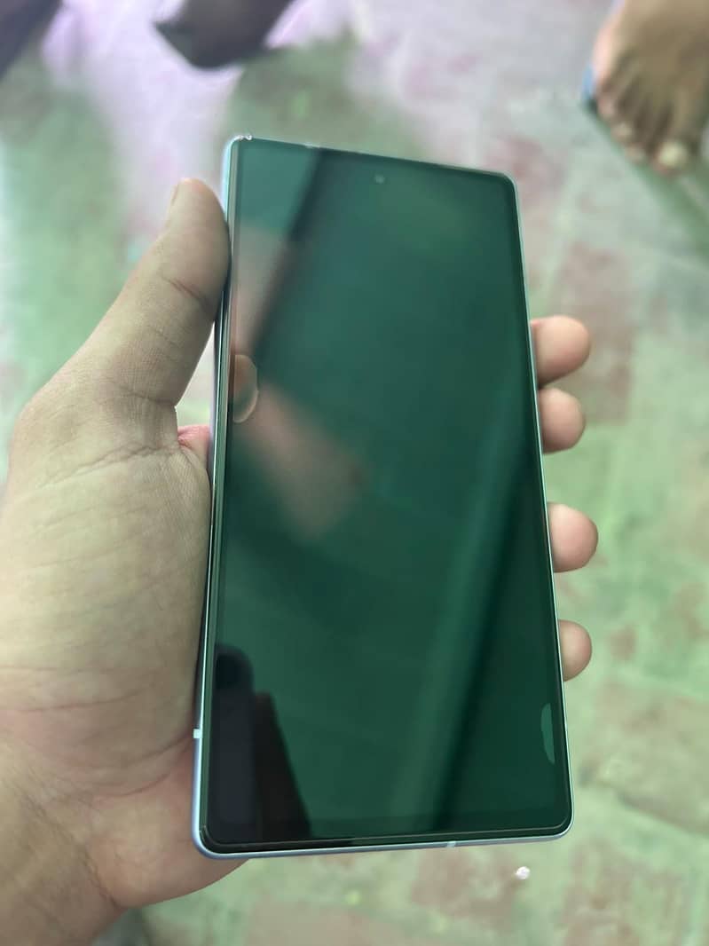 Google Pixel 7a 2