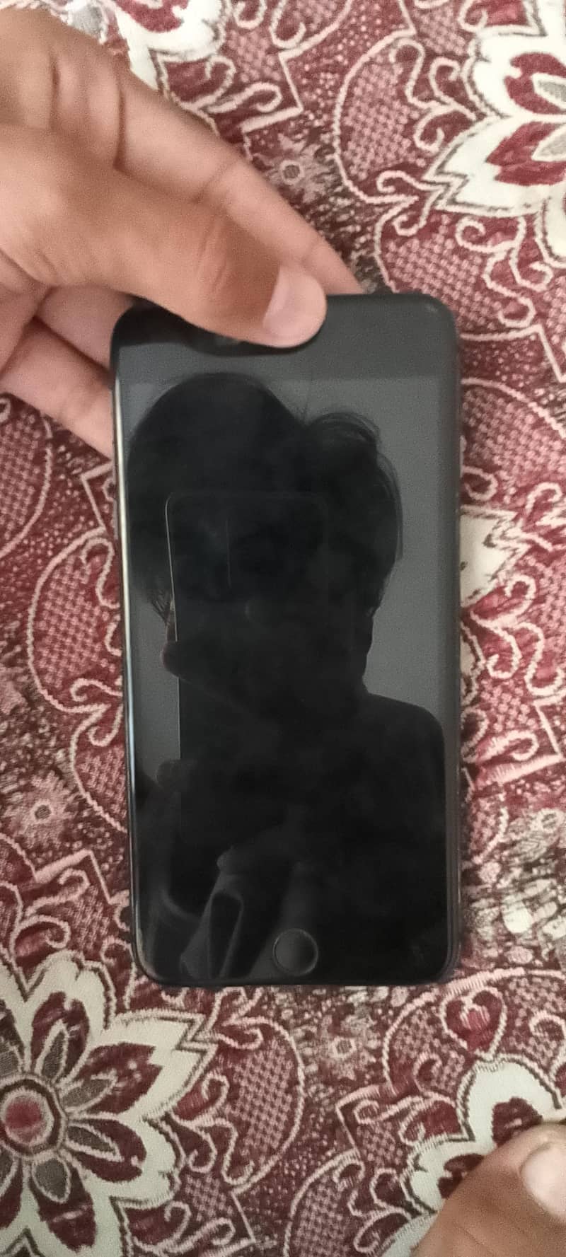 Apple iPhone 8 Plus 9