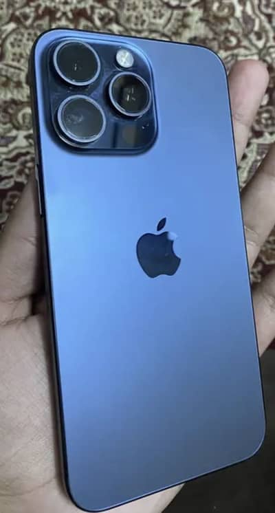 Apple iPhone 15 Pro Max