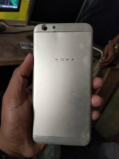 OPPO A57
