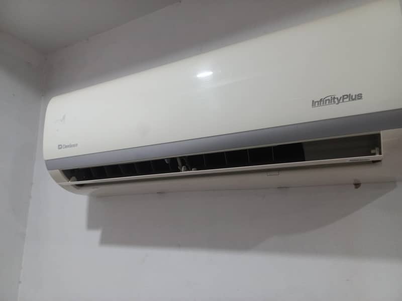 Dawlance Split AC 1