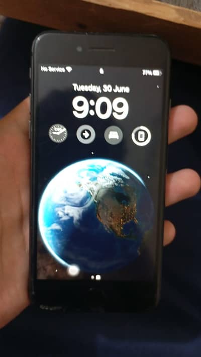Apple iPhone 8