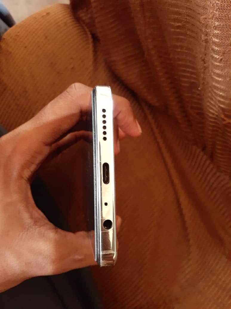 Tecno CAMON 30 2
