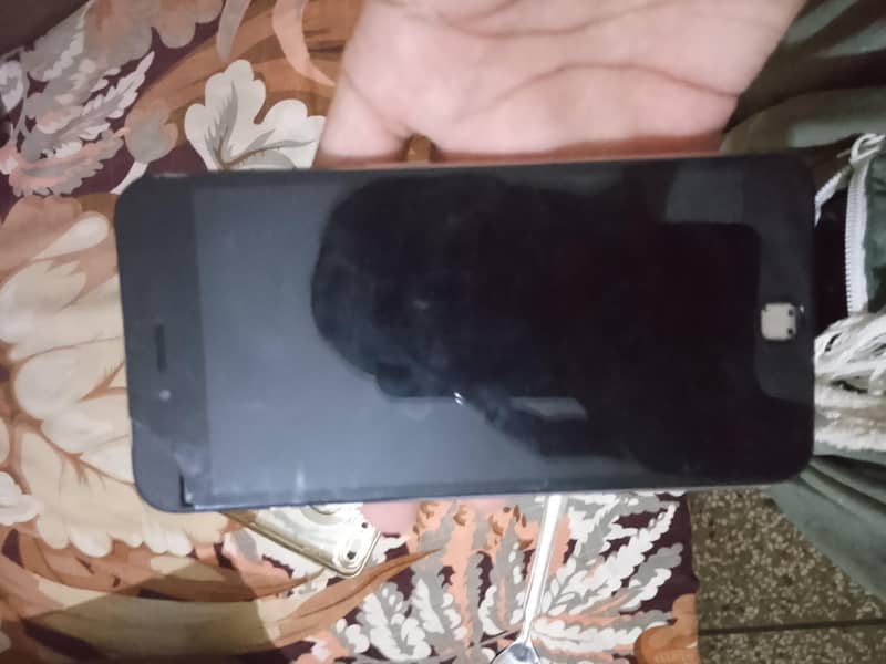 Apple iPhone 6 Plus 4