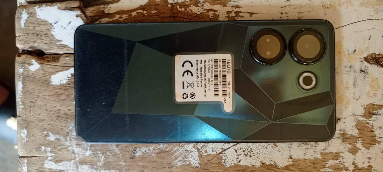 Tecno CAMON 20 0
