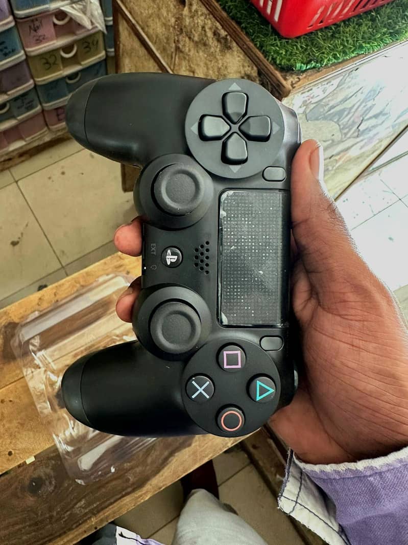 ps4 box pack controller 2