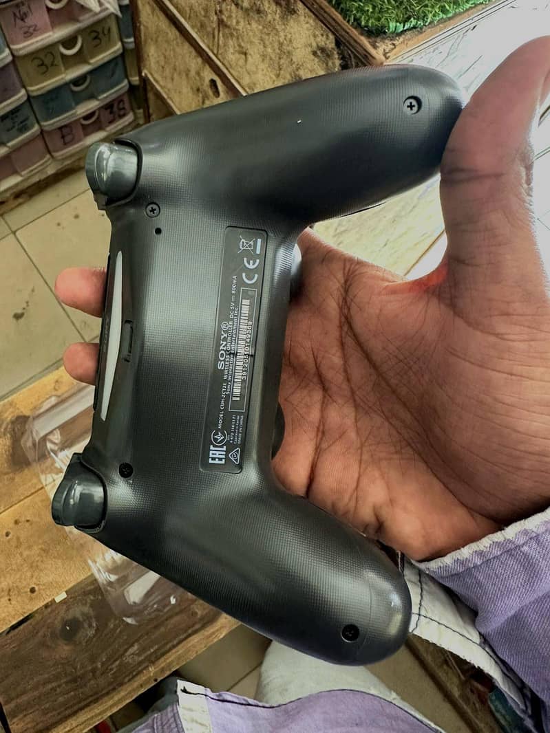 ps4 box pack controller 3