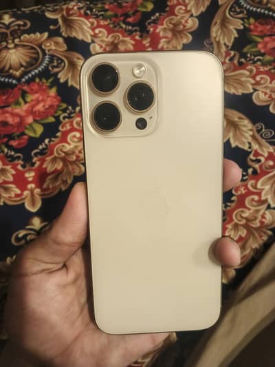 Apple iPhone 16 Pro Max