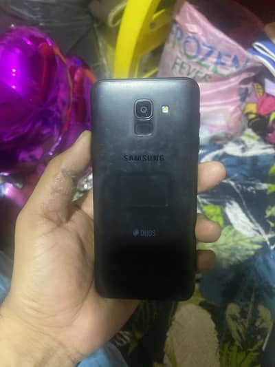 Samsung Mobile J6