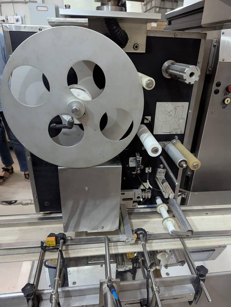Automatic Label Applicator Machine | 10/10 condition 5