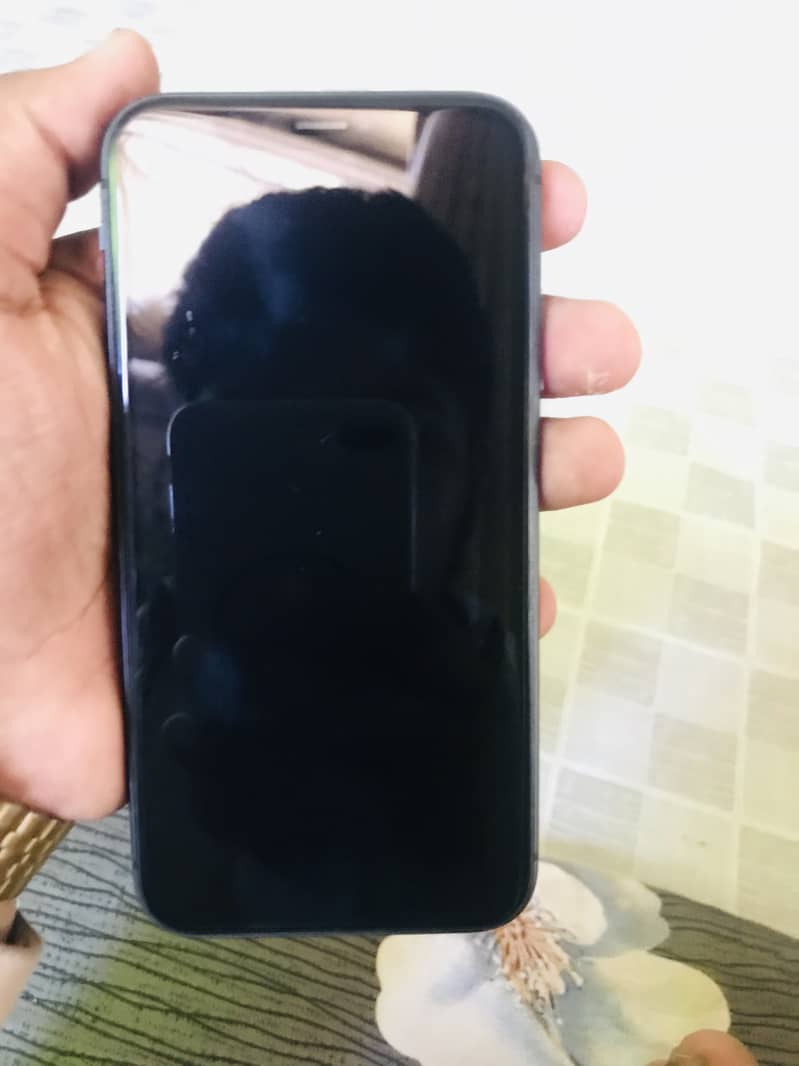 iPhone 11jv 1