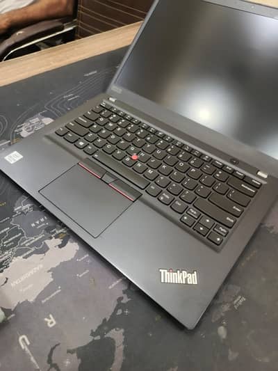 Lenovo ThinkPad T14s Gen 1 Core i7 10th Gen 8GB Ram 256GB SSD 14" Dis