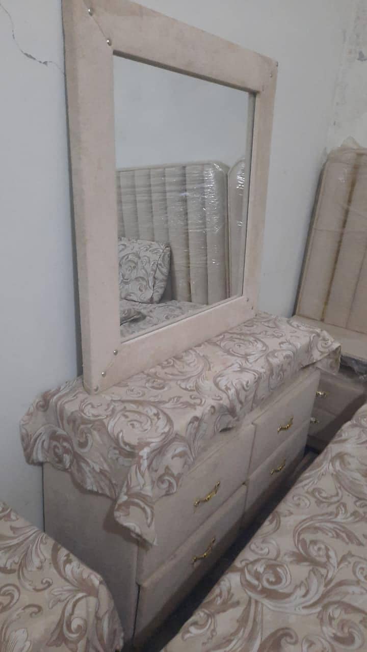 bed set with dressing table 5