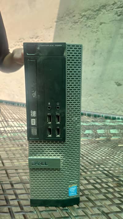 Dell i7 4 Gen 4790 3.60 GHz 8GB ram 256gb SSD