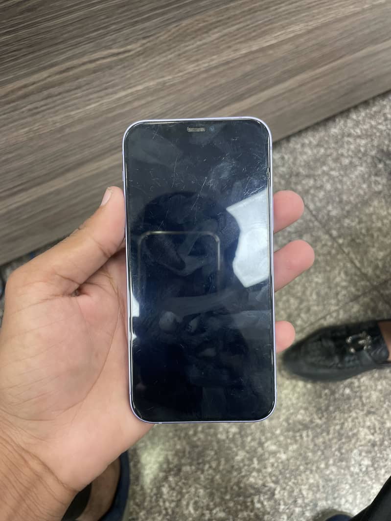 Apple iPhone 12 2