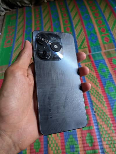 Tecno spark 20c