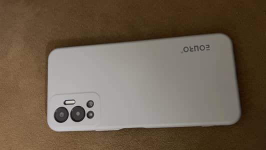 Infinix Hot 12