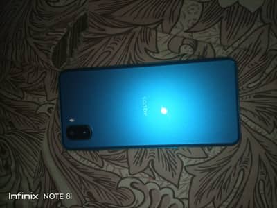 Sharp Aquos R3