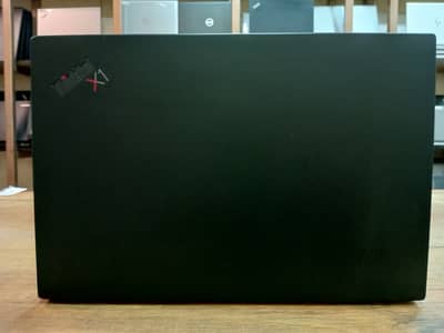 Lenovo ThinkPad X1 Carbon (Gen 8) | Core i7 10th Gen | Touch Screen