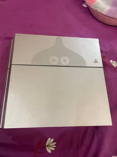 Playstation 4 500GB Silver Edition