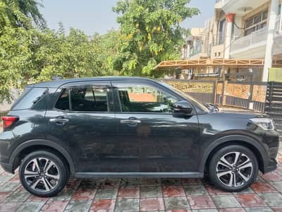 Daihatsu Rocky Premium G 2022-25 | Rocky G 2022 For Sale | 4.5 Grade