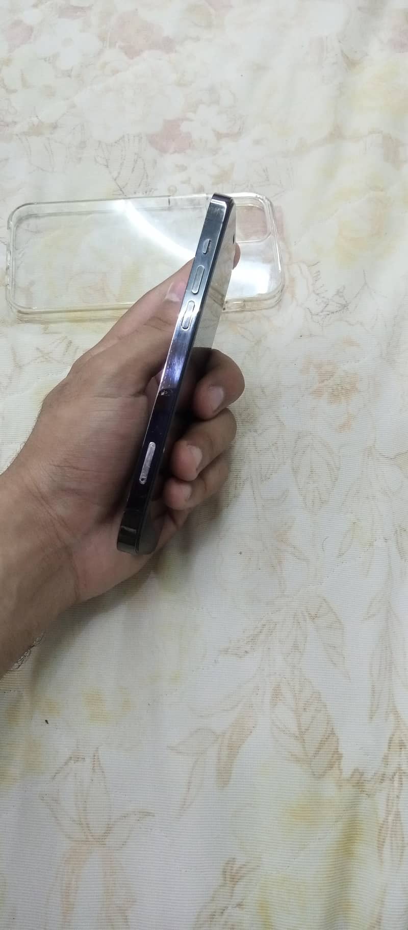 Apple iPhone 12 Pro 1