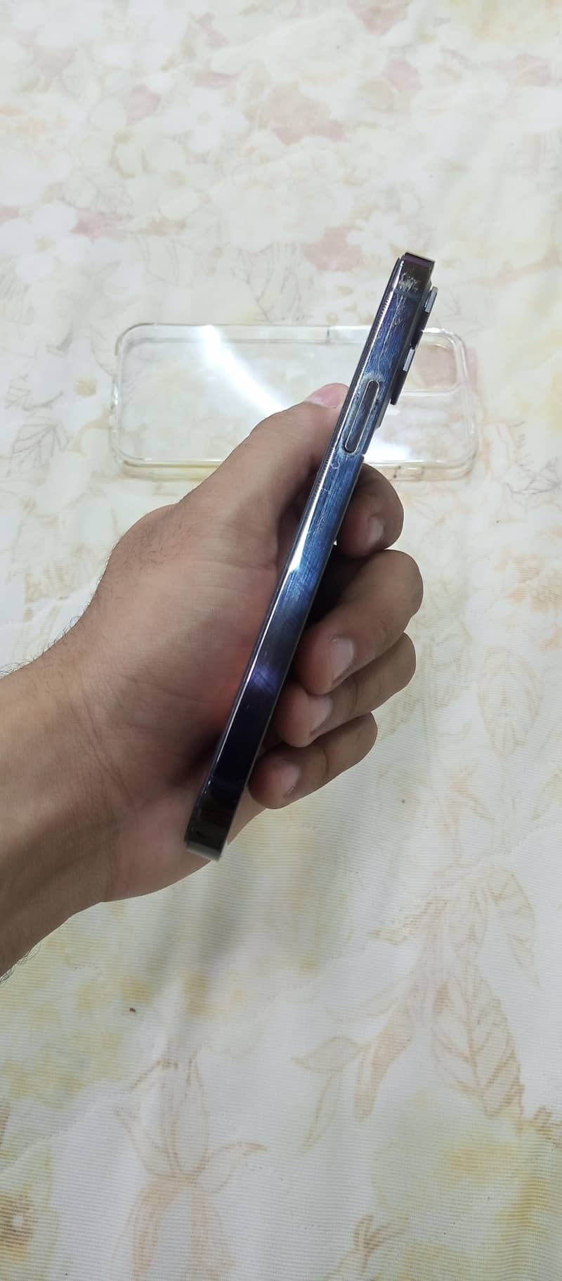 Apple iPhone 12 Pro 4