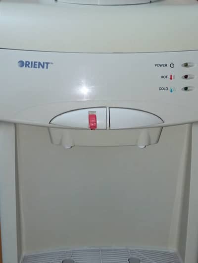 Orient Water Dispenser with Built-in Refrigerator – Excellent Conditio