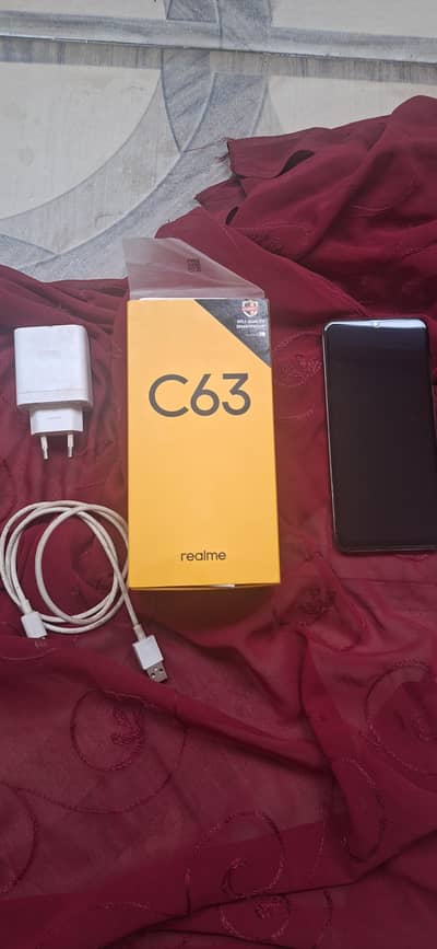 Realme C63