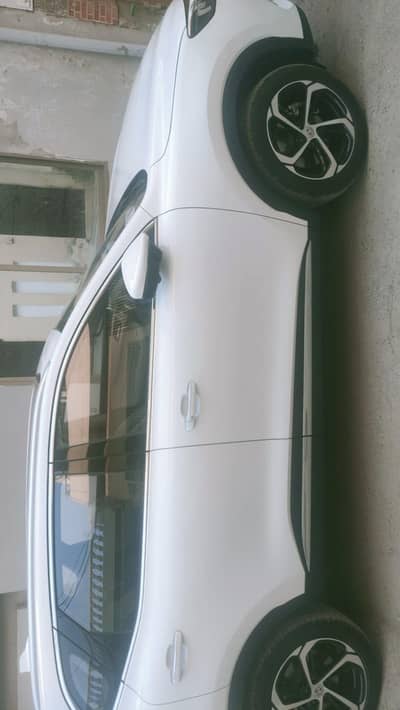 MG HS 25/26