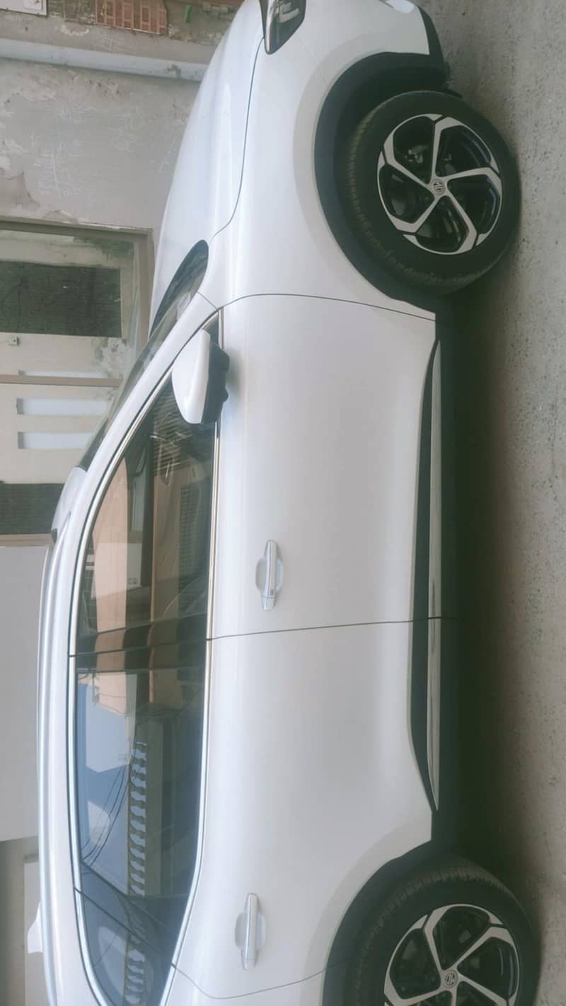 MG HS 25/26 0