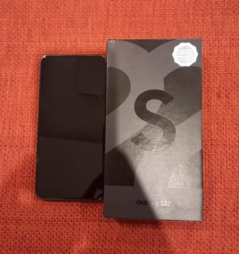 Samsung Mobile S22 2