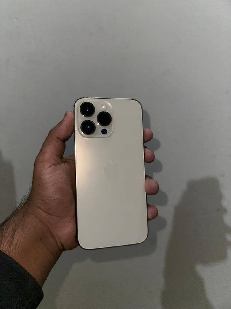 Iphone 14 pro max jv 0