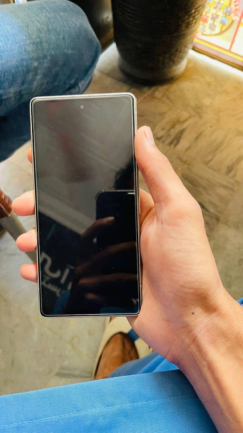 Google Pixel 7a 1