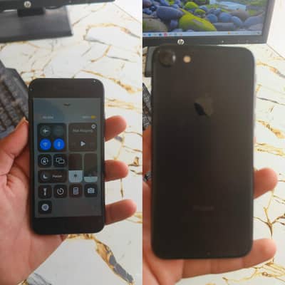 Apple iPhone 7