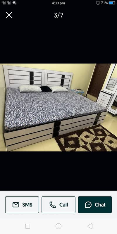 2 single beds with dressing