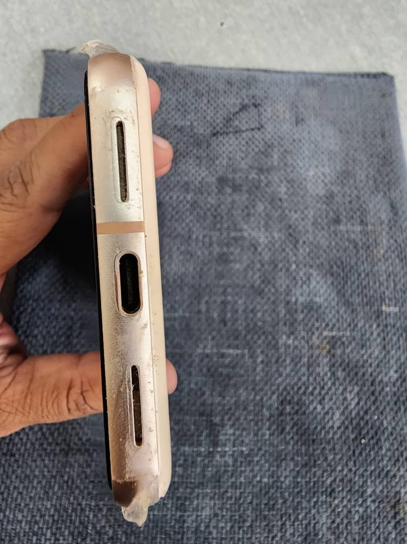 Google Pixel 8 2
