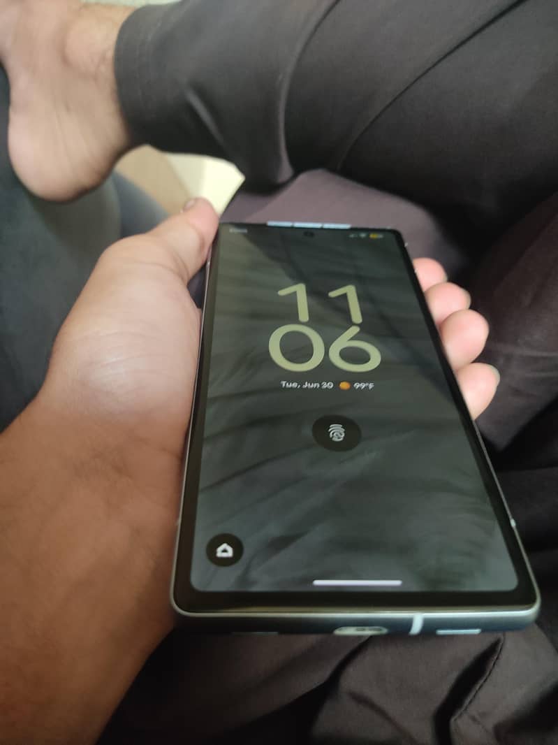 Google Pixel 7a 2