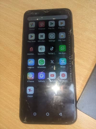 Infinix Hot 8